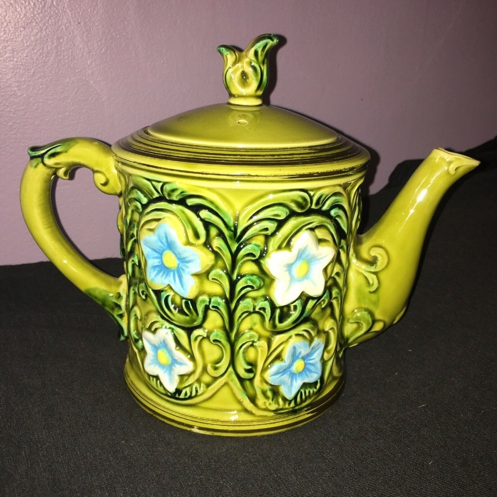 Vintage 1970 Geo. Z. Lefton Green Majolica Teapot
